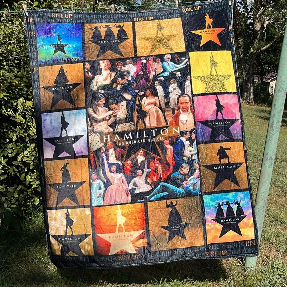 NWOT Large Hamilton Musical Themed Plush Throw Blanket Bedding Perfect for Fans!